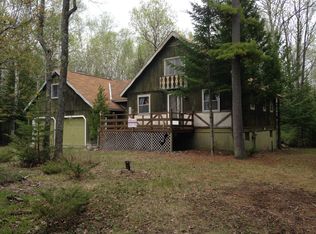 7043 Clearwater Dr, Presque Isle, MI