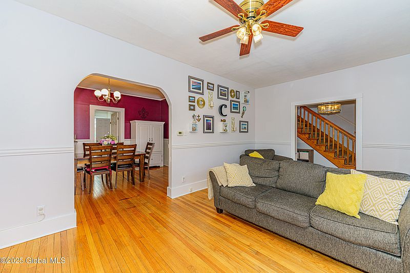 5th image of 4 Woolard Avenue