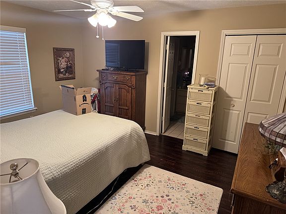 5th image of 2052-2077 N Kantz Ln