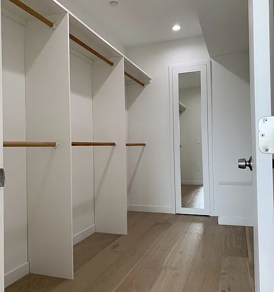 11341 Pearl St — Photo 32
