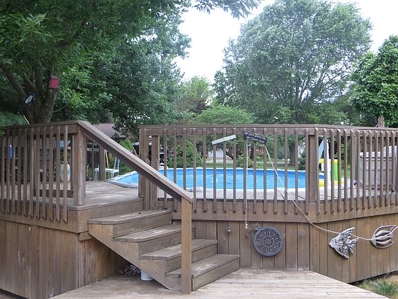 Extended deck to pool
