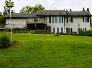 216 Terrace Dr, Oskaloosa, IA 52577