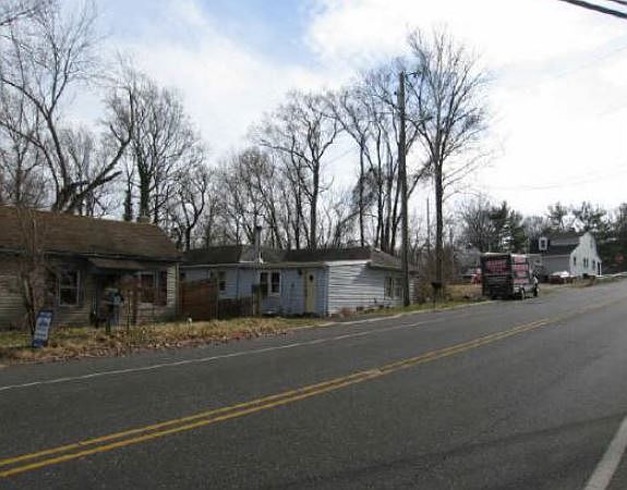 2nd image of 405 Wilson Rd