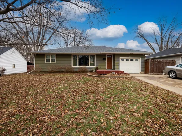 1215 Sibley St, Hastings, MN 55033