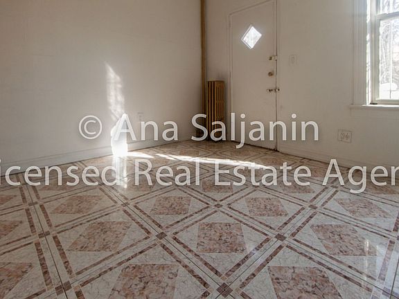 2nd image of 3167 38th St APT 1L