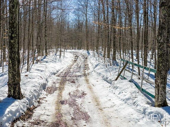 5th image of Off North Rd