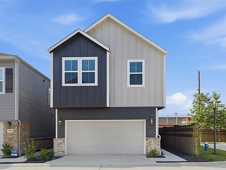 10010 Rustic Charm St — Photo 1