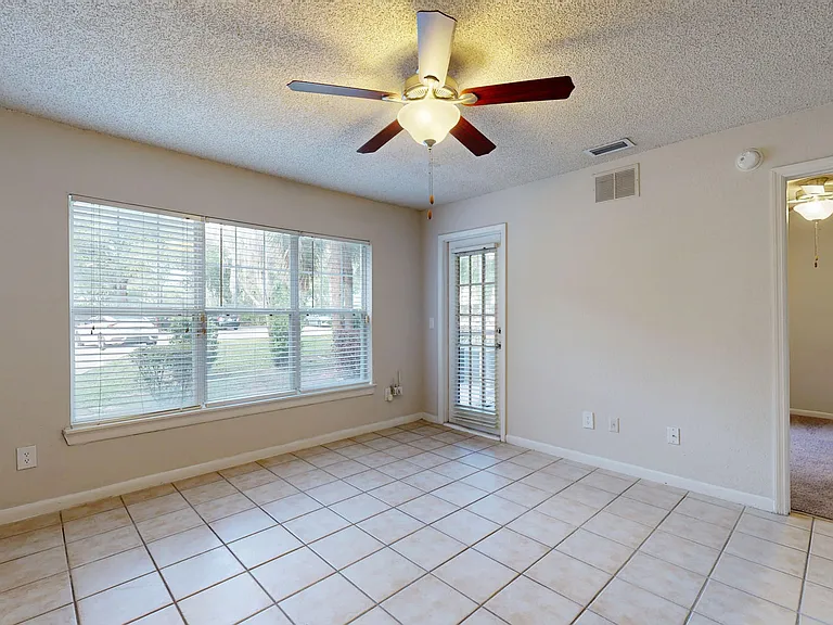 Altamira Place Apartment Homes — Photo 41