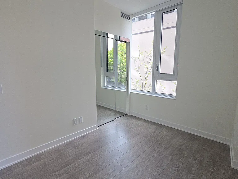543 Richmond St W #227 — Photo 7