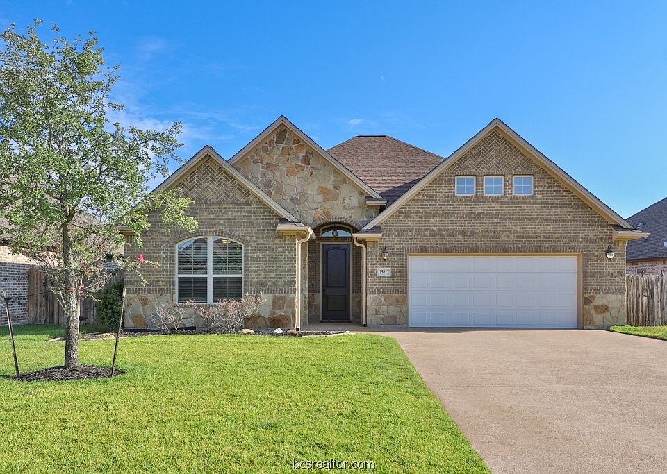 1st image of 15627 Wood Brook Ln