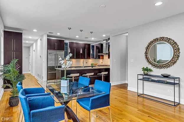 821 W Roscoe St #1 — Photo 85