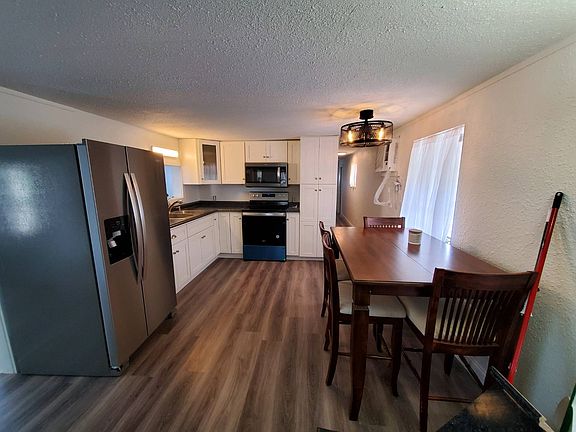 5th image of 1375 Pasadena Ave S #213
