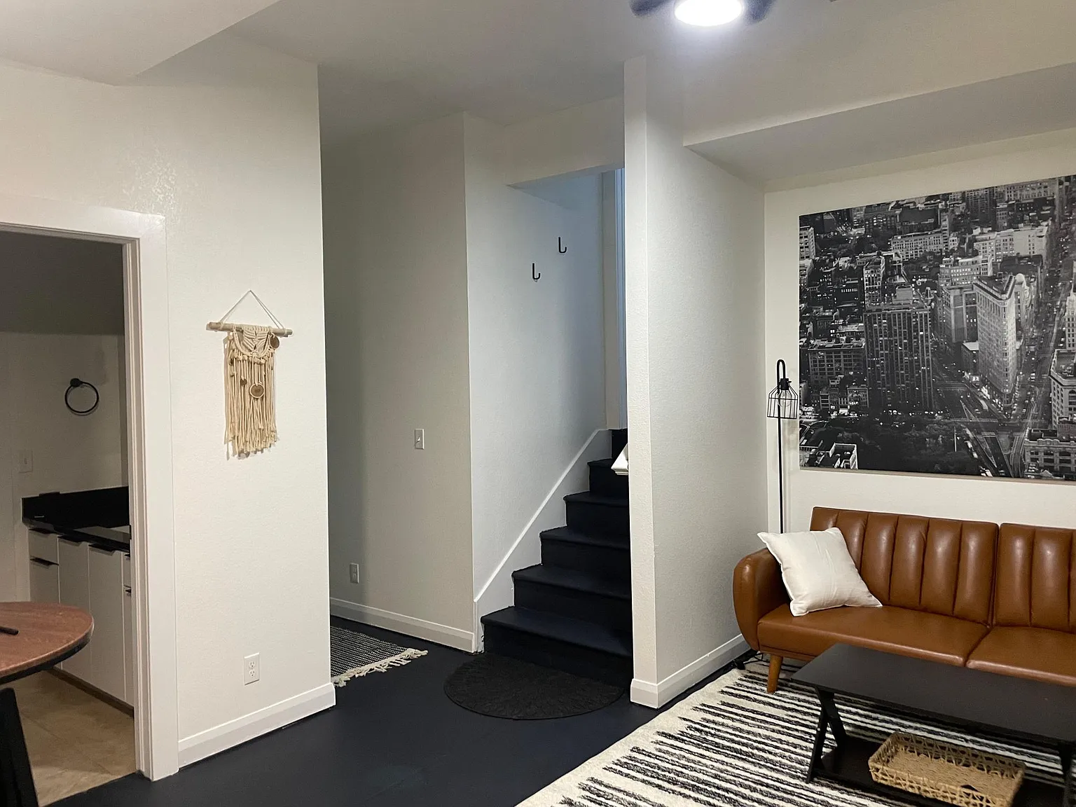1825 W 67th Pl — Photo 3