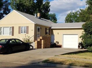 115 8th St N, New Salem, ND 58563
