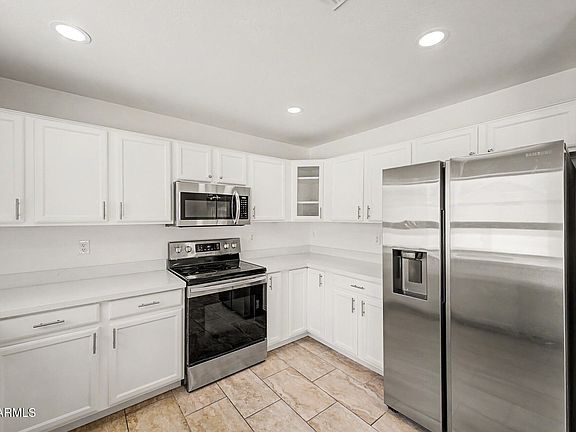 4th image of 23646 W LEVI Drive