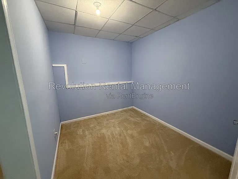 1009 Fable Ln — Photo 16