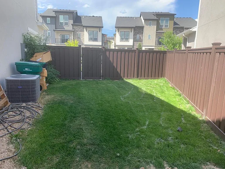 593 W Life Dr — Photo 22