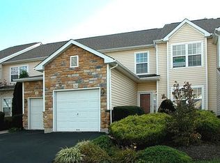 157 Gleneagles Ct, Blue Bell, PA 19422