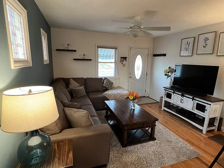 1824 S Gilpin St — Photo 10
