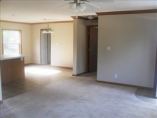 3rd image of 58143 Mockingbird Ct