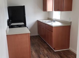 381 S Edgewood St #4, Seaside, OR