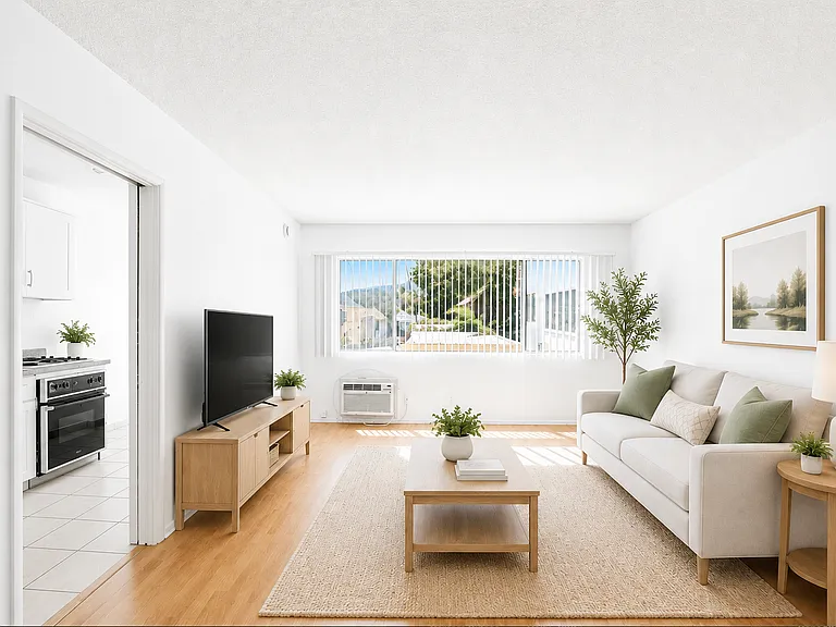 Hollywood Apartments — Photo 33