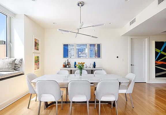 4th image of 245 W 99th St APT 12B