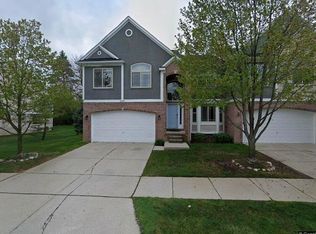 6173 Elarz Dr, Troy, MI 48085