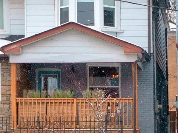 793 Woodbine Ave, Toronto, ON M4E 2J5