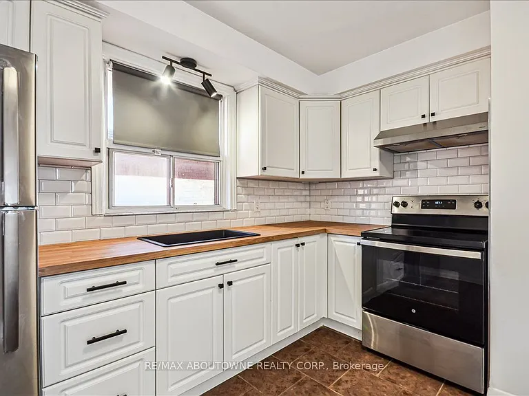 2 Wesley St #5 — Photo 17