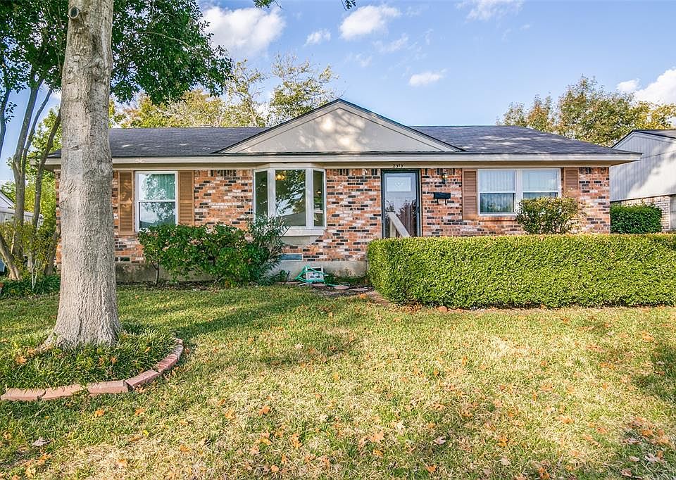 1st image of 2313 Newcastle Dr