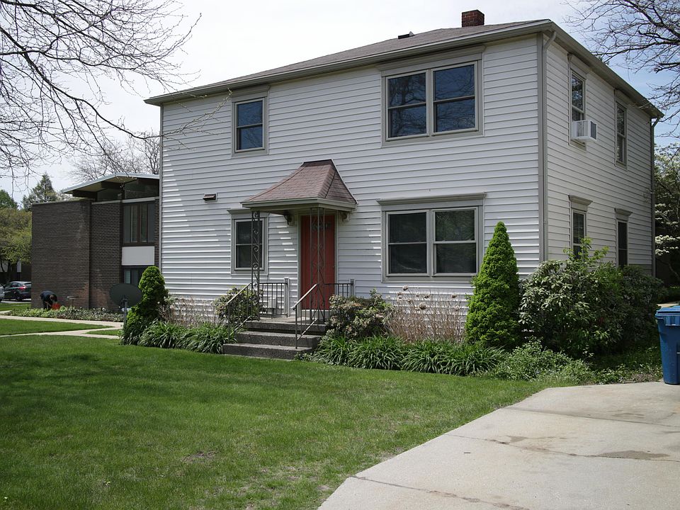 1st image of 707 S Despelder St #147
