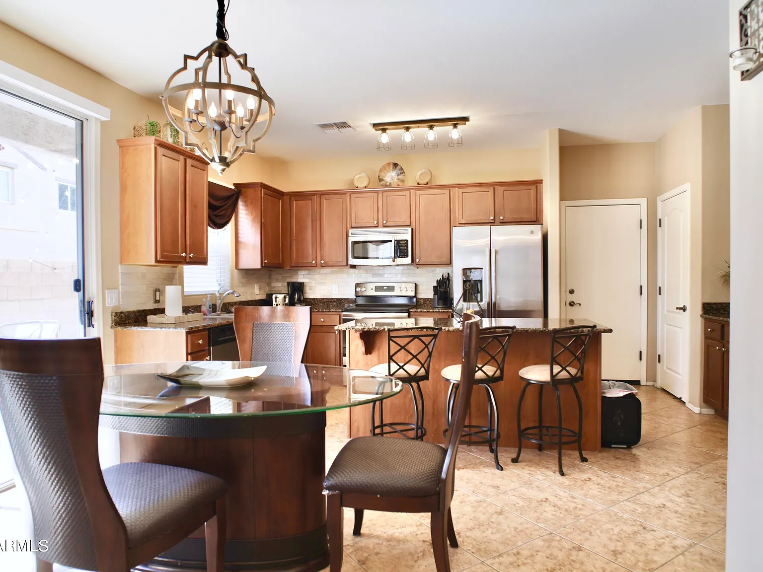 3 bed, 2.5 bath, 1486 sqft, $3,500 — Photo 3