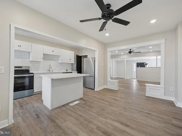1024 Washington Ave, Marcus Hook, PA 19061