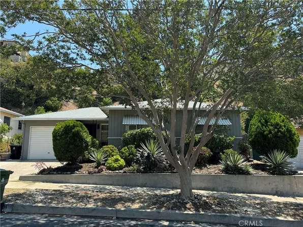 8464 Outland View Dr, Sun Valley, CA 91352