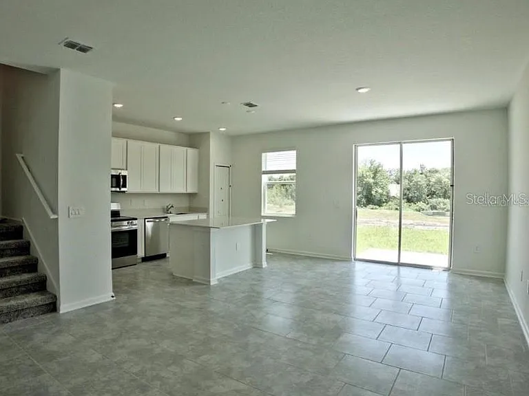 2837 Pierr St — Photo 8