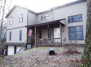 19 Tammy Trl, Hazleton, PA 18222