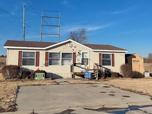 2nd image of 2552 Smith Ave Trailer 137