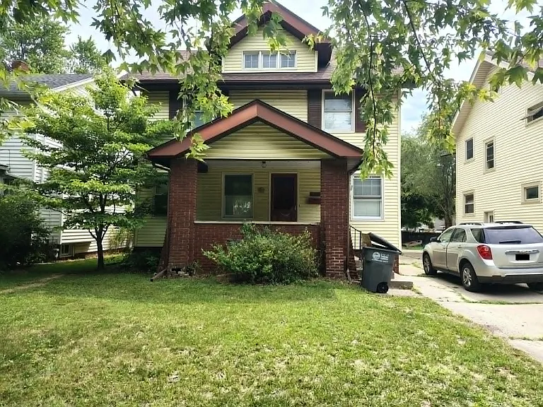 4342 Willys Pkwy — Photo 1