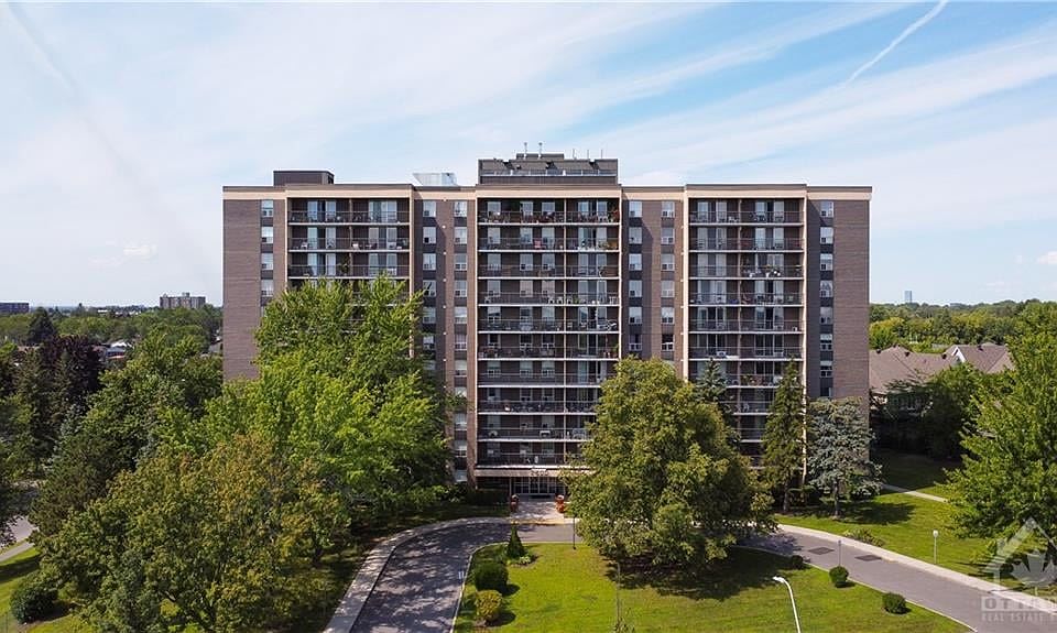 1st image of 2400 Virginia Dr #103