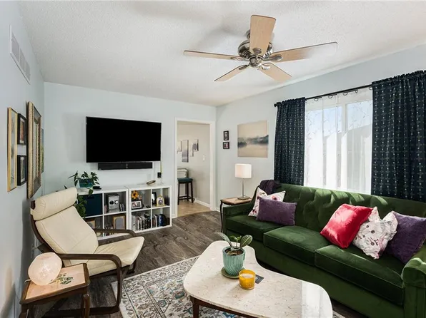8669 N Hull Ave, Kansas City, MO 64154