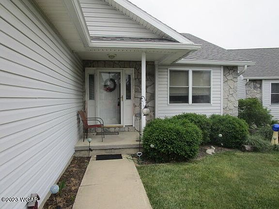 2nd image of 348 Stone Hedge Ln