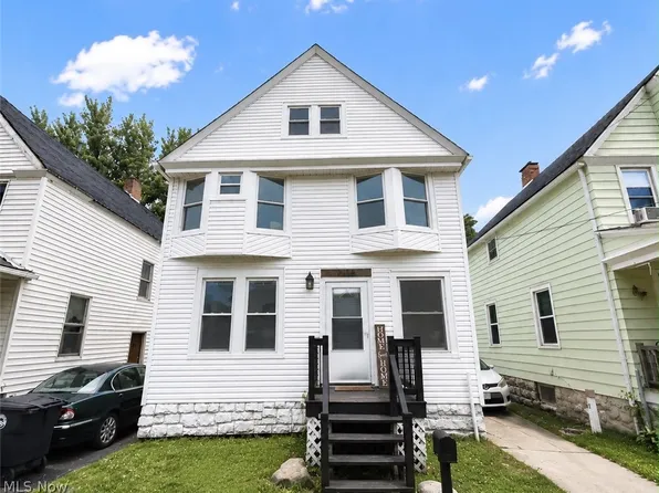 3916 Mapledale Ave, Cleveland, OH 44109