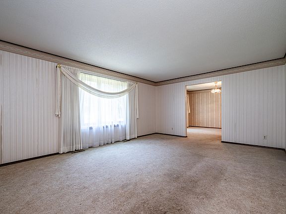 3rd image of 1803 Norfolk Dr
