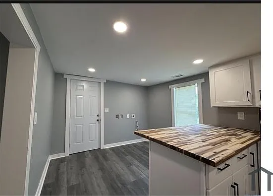 23391 Mooresville Rd — Photo 8