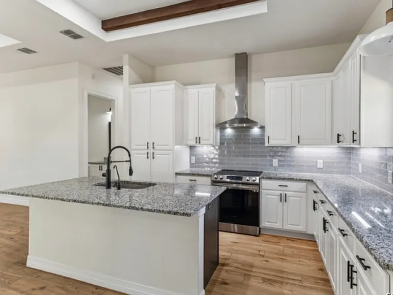 5571 Eichman Rd — Photo 10