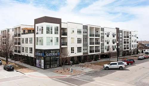 Gateway 505 Photo 1