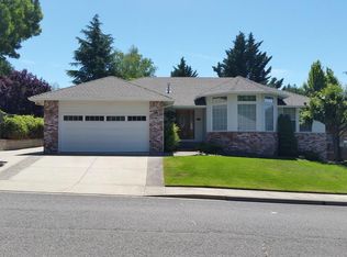 1518 Cypress Point Dr, Medford, OR
