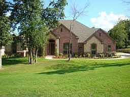 1st image of 221 Copperwood Dr