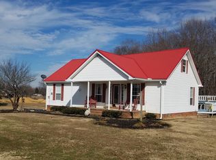 816 R B South Hwy, Red Boiling Springs, TN 37150